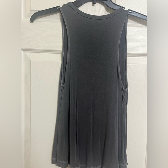 AE Soft & Sexy Gray Tank - Picture 4 of 6